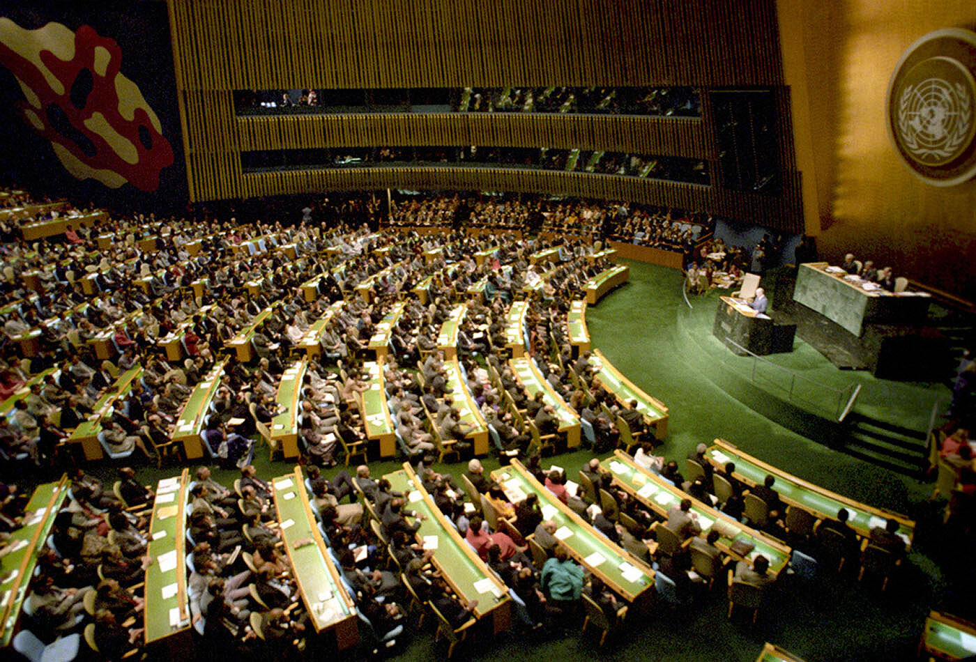 <p>Михаил Горбачев во время выступления в Генеральной ассамблее ООН в Нью-Йорке, 1988</p>