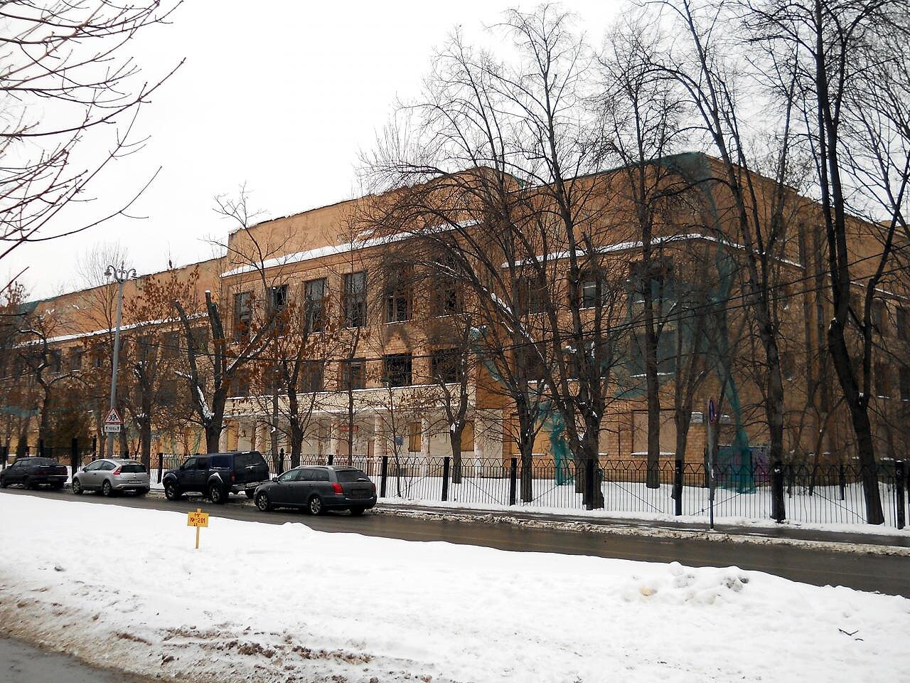 <p>Здание школы до реконструкции, 2012</p>
