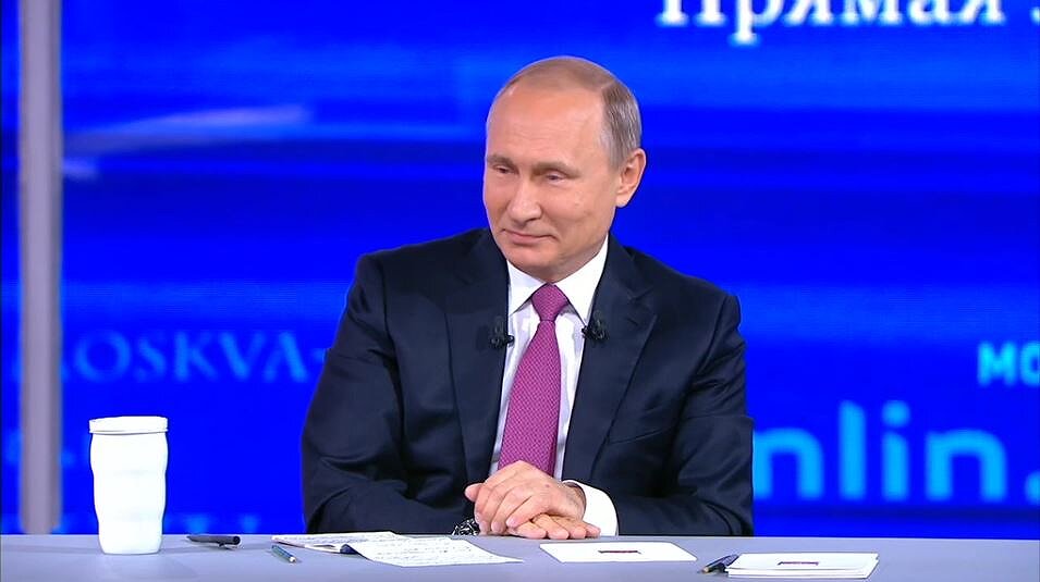 «Не хочу, чтобы они росли принцами крови»: Путин объяснил, почему скрывает своих детей и внуков