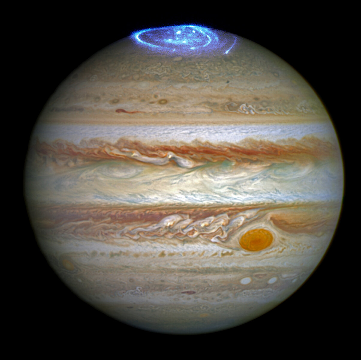 <p>Изображение, полученное космическим телескопом Hubble, демонстрирует полярные сияния на полюсе самой большой планеты в Солнечной системе &mdash;&nbsp;Юпитере.&nbsp;</p>
