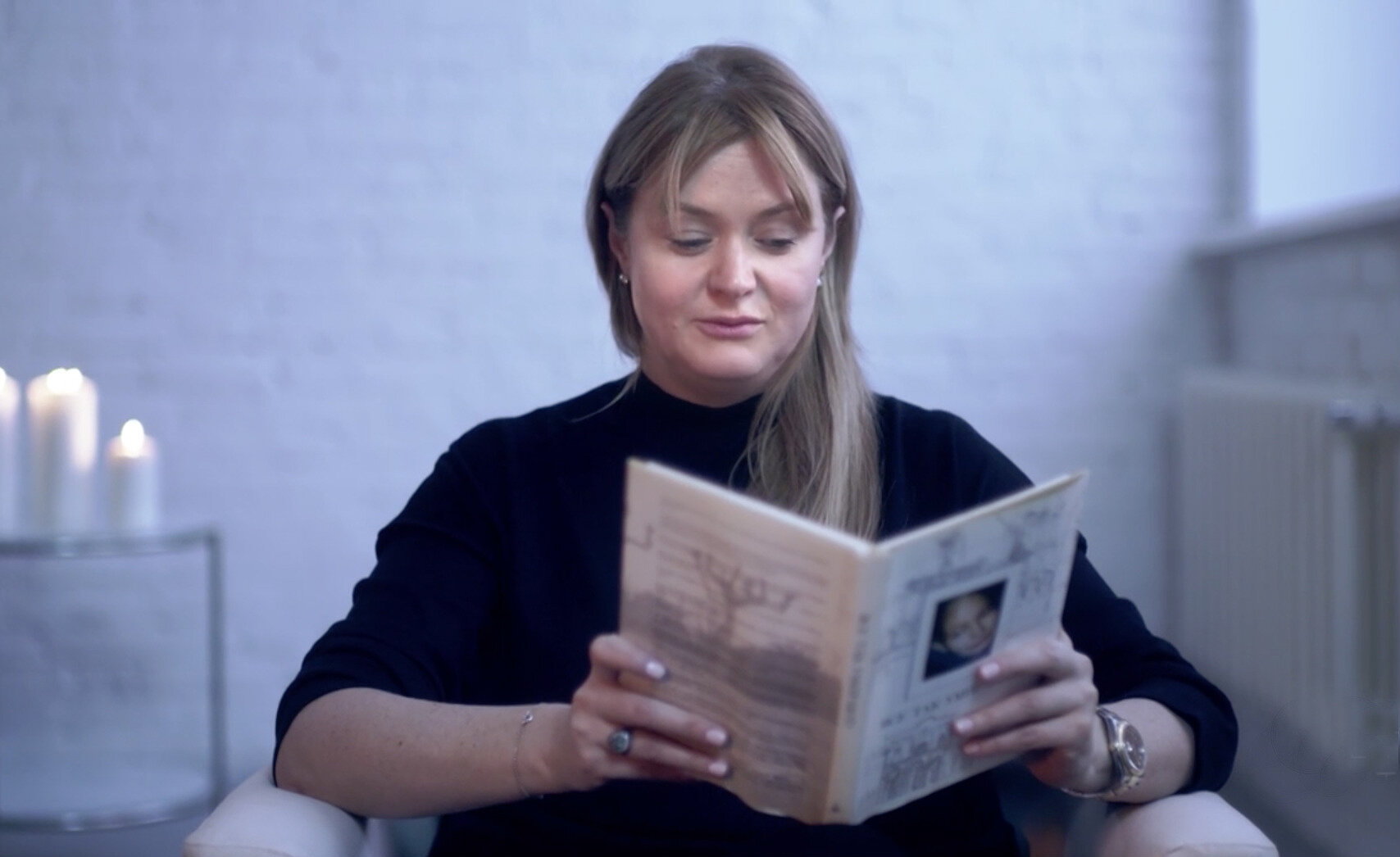 Анна Михалкова читает фрагмент книги о Жене Кантонистовой
