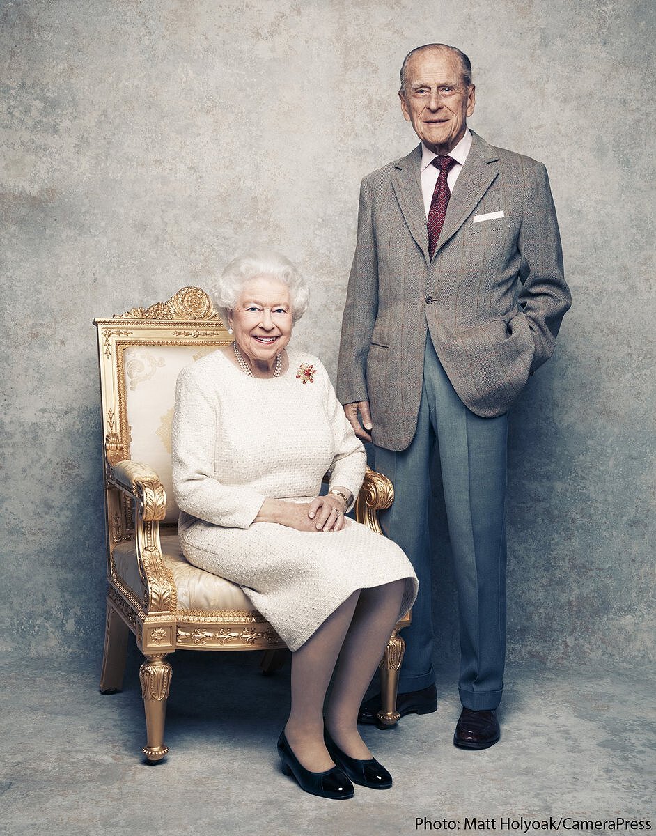 <p>Фотографии к 70-летней годовщине свадьбы&nbsp;Ее Величества и герцога были сделаны ранее в ноябре&nbsp;в Виндзорском замке.</p>