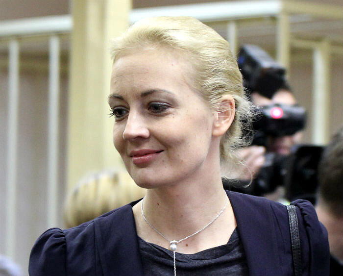Жена Алексея Навального Юлия, Киров, 17 апреля 2013. Источник фото: РИА Новости/Максим Богодвид