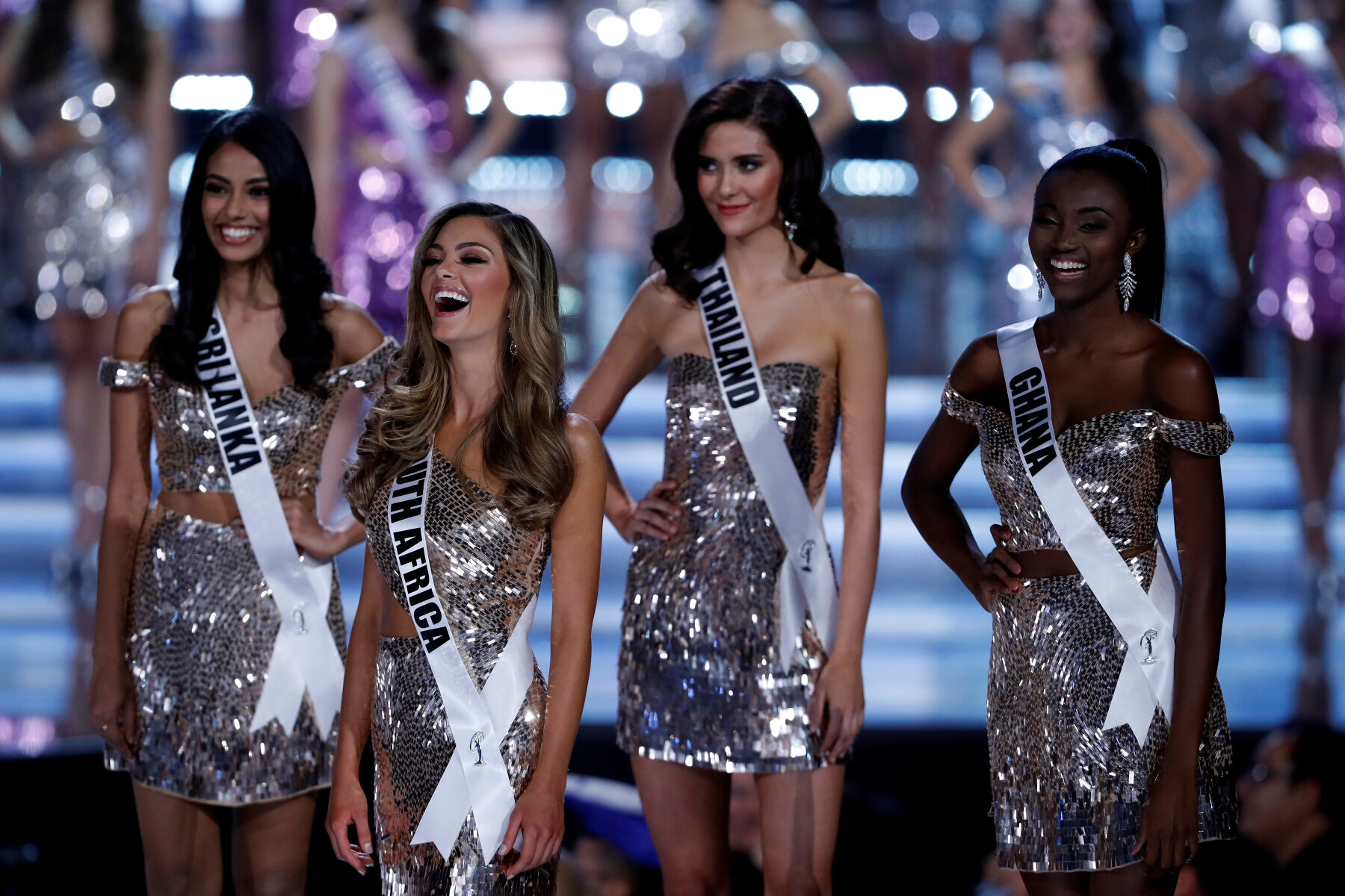 <p>Финалистки конкурса: мисс ЮАР, Шри-Ланка, мисс Таиланд и мисс Гана.</p>