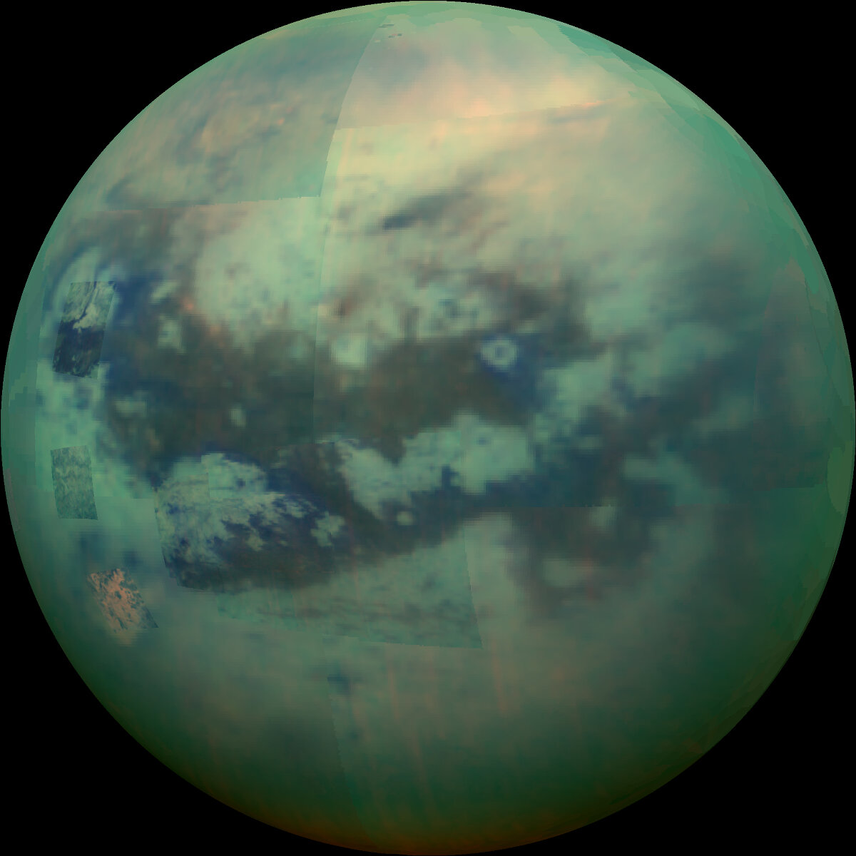 <p>Инфракрасный вид спутника Сатурна Титан, полученный во время полета миссии Т-114 13 ноября 2015 год</p>
