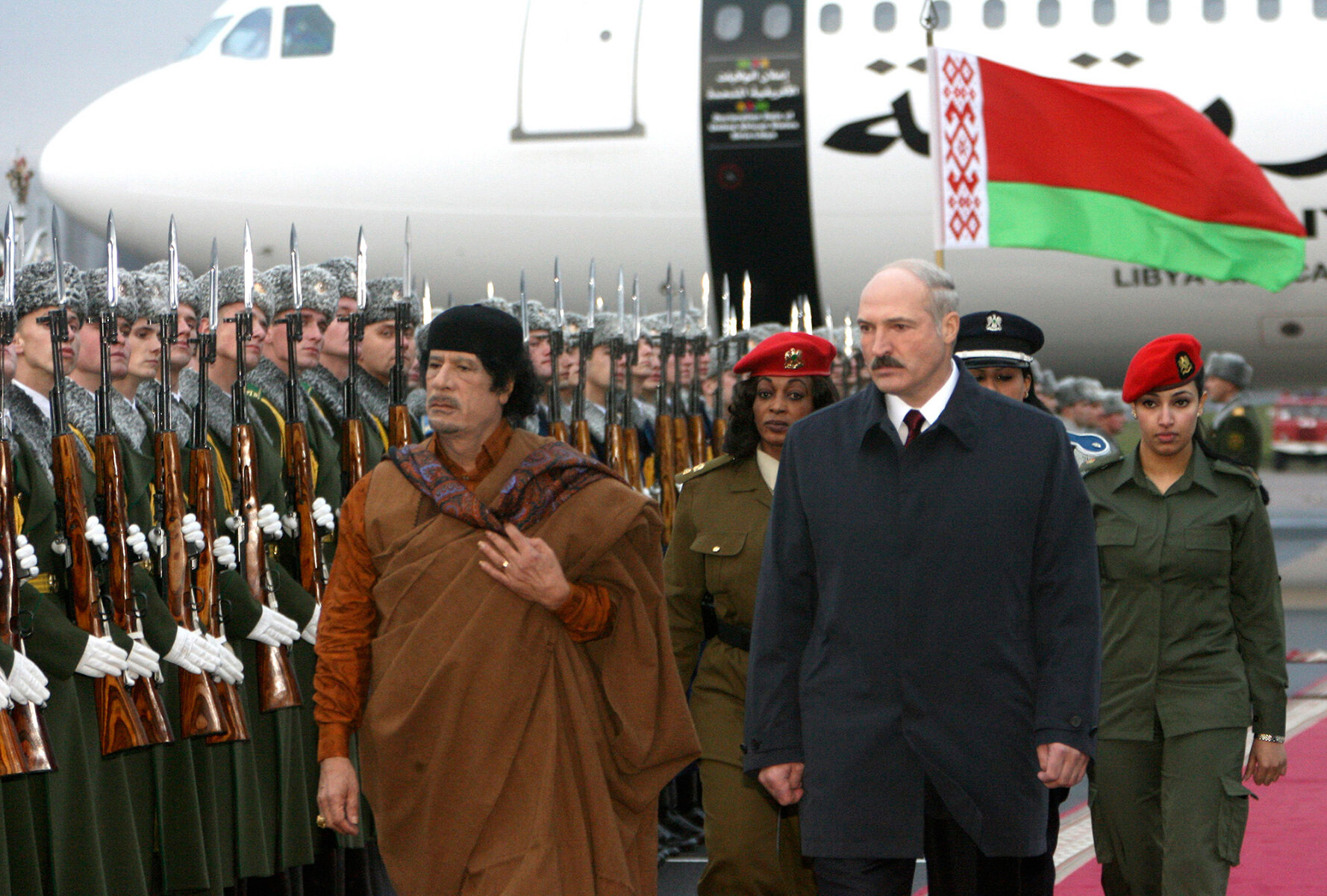 <p>Лукашенко и Муаммар Каддафи, 2 ноября 2008 года</p>
