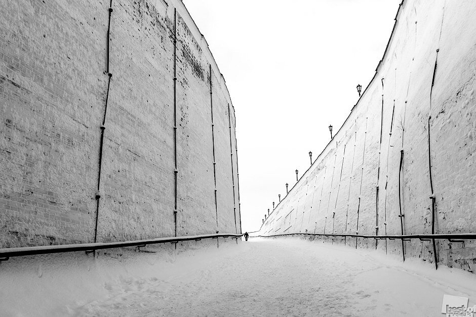 <p>Монументальность стен крепости в Тобольске, запечатленная Ольгой Беккер, впечатлила жюри конкурса. Приз в категории&nbsp;&laquo;Архитектура&raquo;.</p>